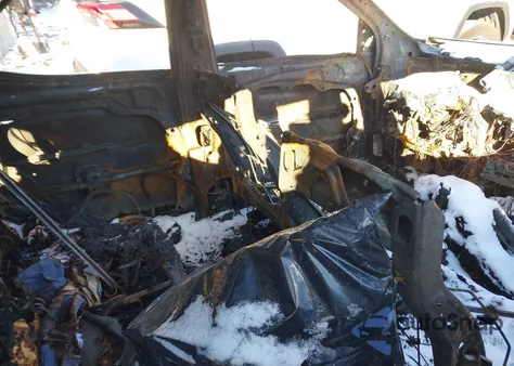 2018 Hyundai Santa Fe Sport 2.4L z USA, uszkodzony, nr VIN 5NMZUDLB1JH052724